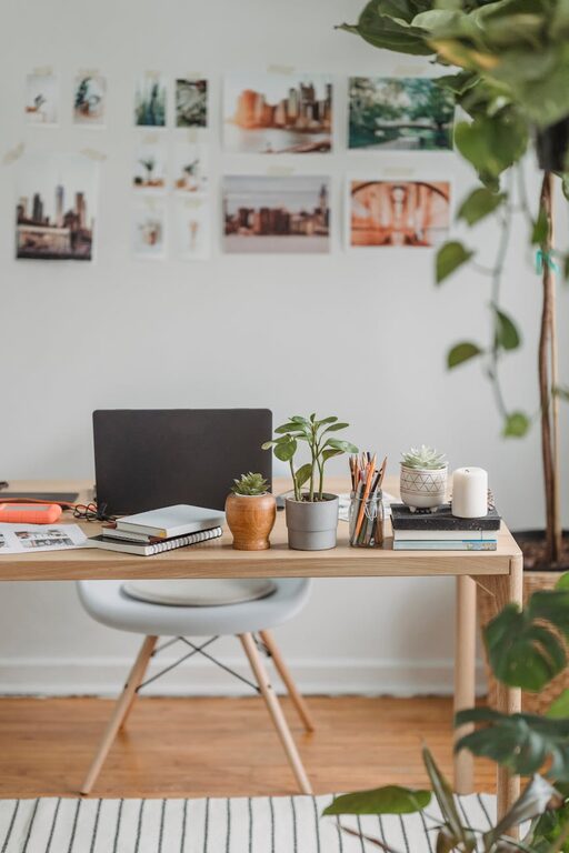 Consejos prácticos para organizar un espacio de trabajo en casa eficiente y cómodo
